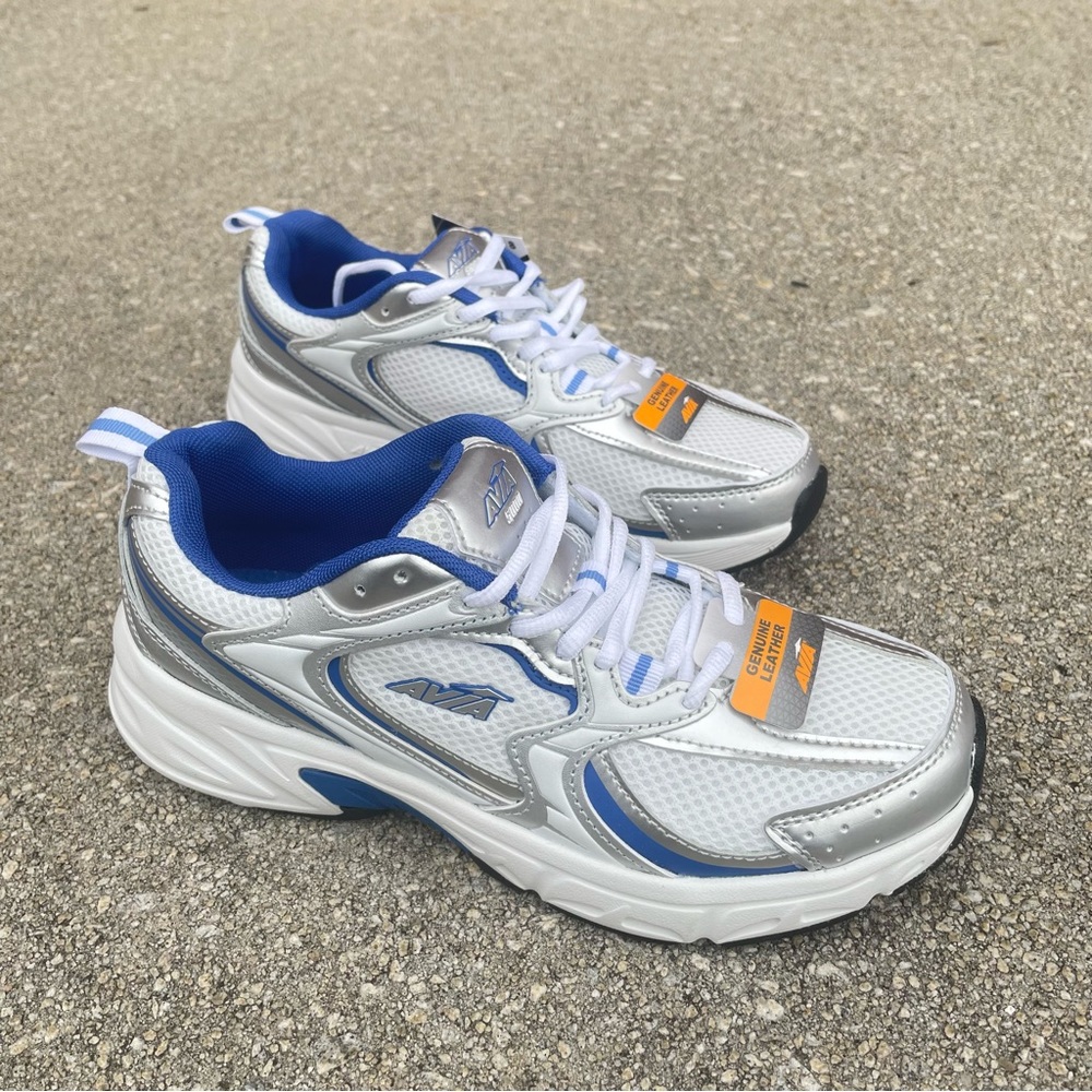 NWT Avia Blue and Silver Sneakers with Chunky Design Genuine Leather Sz 8